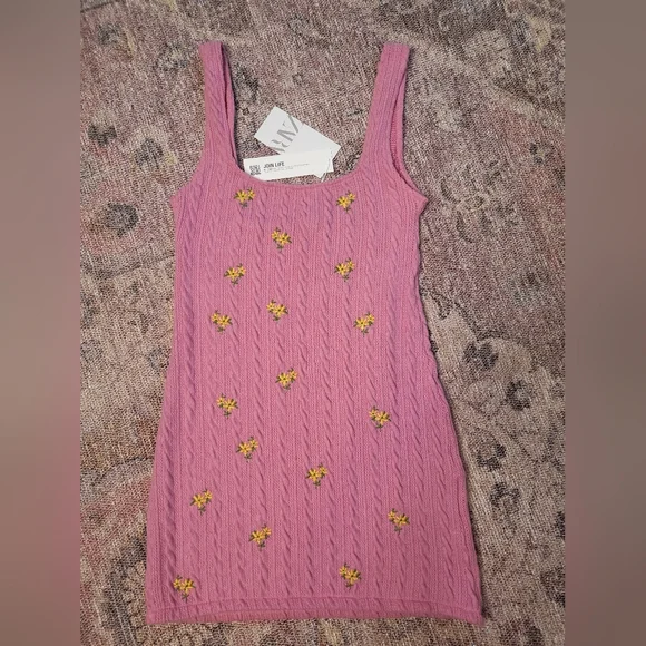 ZARA Floral Embroidery Cable Knit Mini Tank Dress - Picture 2 of 9
